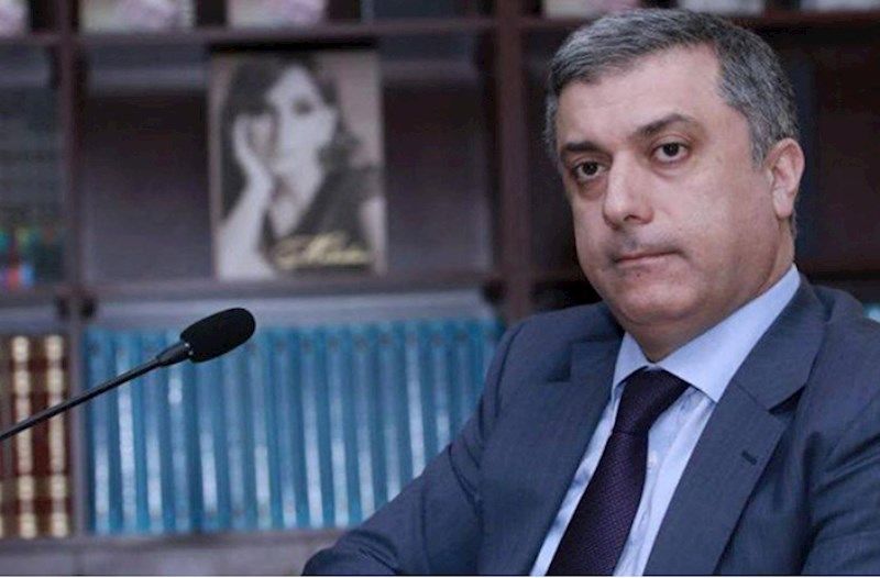 Məmur qardaşı otağında bıçaqlanan keçmiş deputat yenidən millət vəkili olmaq istəyir
