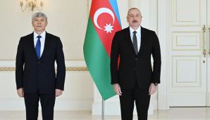Prezident Qırğızıstanın yeni təyin olunmuş səfirinin etimadnaməsini qəbul etdi -   FOTO - YENİLƏNDİ — foto 1