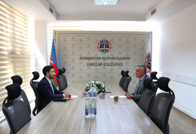Vəkillər Kollegiyasının sədri III “Yüksəliş” müsabiqəsinin qalibi ilə növbəti görüş keçirib