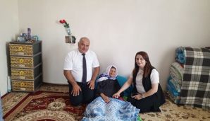 Yetkinlik yaşına çatmayanlarla bağlı komissiyadan 100 yaşlı sakinə təbrik -       FOTO — foto 1