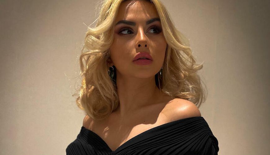 Ülfətin çimərlikdəki görüntüləri GÜNDƏM OLDU -     VİDEO