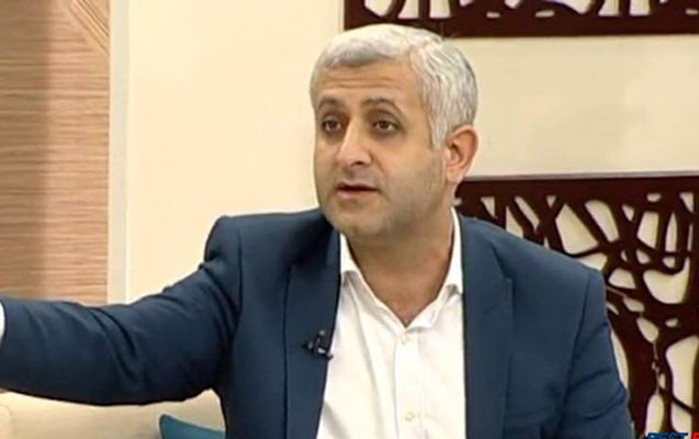 Hüquqşünas Tağı Hüseynov: "Qadın corabımı geydirməli, ayaqqabımı təmizləməlidir"
