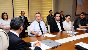Naftalanda mətbuat nümayəndələri ilə görüş keçirilib -     FOTOLAR — foto 3
