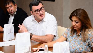Naftalanda mətbuat nümayəndələri ilə görüş keçirilib -     FOTOLAR — foto 18