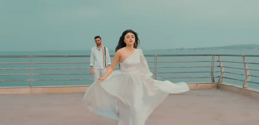 Tanınmış müğənni: "Boş ver" -     VİDEO