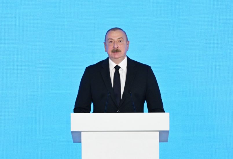 Dövlət başçısı Liviya liderini təbrik etdi
