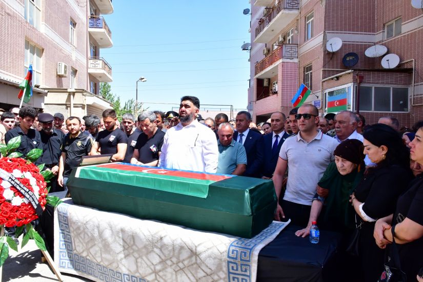 Birinci Qarabağ Müharibəsi şəhidləri Nazim Şirinov və İsmayıl Xəlilov Mehdiabad qəsəbə qəbiristanlığında dəfn ediliblər -     FOTOLAR