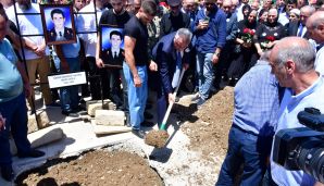 Birinci Qarabağ Müharibəsi şəhidləri Nazim Şirinov və İsmayıl Xəlilov Mehdiabad qəsəbə qəbiristanlığında dəfn ediliblər -     FOTOLAR — foto 6