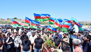 Birinci Qarabağ Müharibəsi şəhidləri Nazim Şirinov və İsmayıl Xəlilov Mehdiabad qəsəbə qəbiristanlığında dəfn ediliblər -     FOTOLAR — foto 9