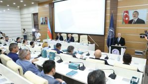 Eldəniz Əmirovun “Avrasiyanın Arteriyaları” adlı kitabının təqdimatı keçirildi -    FOTOLAR — foto 1