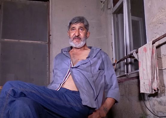 "Maaş alanda qızım sevinirdi, imkan verdilər ki..." -     İşdən çıxarılan "Batya Vasmoyski" - VİDEO