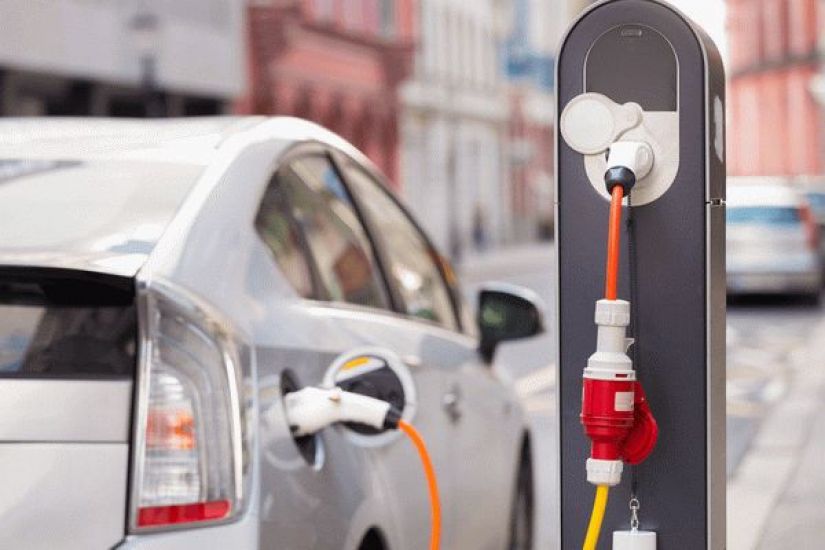 "Elektromobillərin ili köhnəldikcə həm ekologiyaya, həm də avtomobili idarə edən şəxslərin səhhətində ciddi problem yaradacaq"