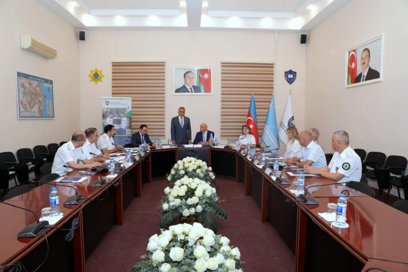 Vəkillər Kollegiyasının sədrinin rəhbərliyi ilə ali təhsil müəssisələrində magistr dissertasiyalarının müdafiəsi keçirilib