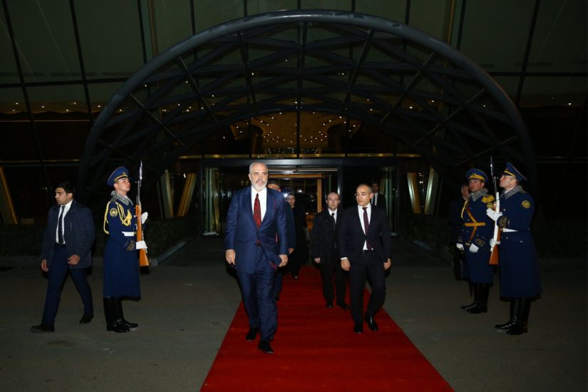 Albaniyanın Baş nazirinin Azərbaycana işgüzar səfəri başa çatdı