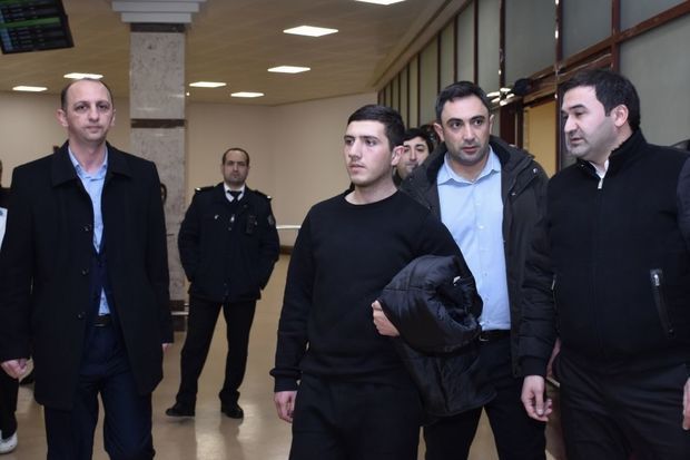 “Ruslan yenə də gedib öz hərbi xidmətini keçəcək” -     atası DANIŞDI