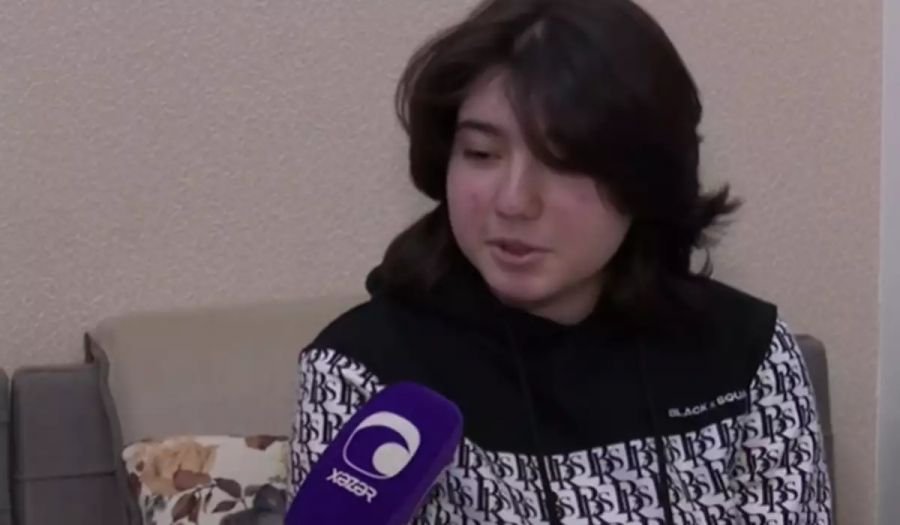 Aygün Bəylərin qızı anasının vəfatından sonra ilk dəfə... -      VİDEO