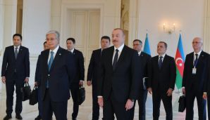 Azərbaycan və Qazaxıstan prezidentləri Çinin Siyan terminalından Bakının Abşeron stansiyasına konteyner qatarının gəlişi mərasimini videobağlantı ilə izləyiblər -   YENİLƏNDİ — foto 2