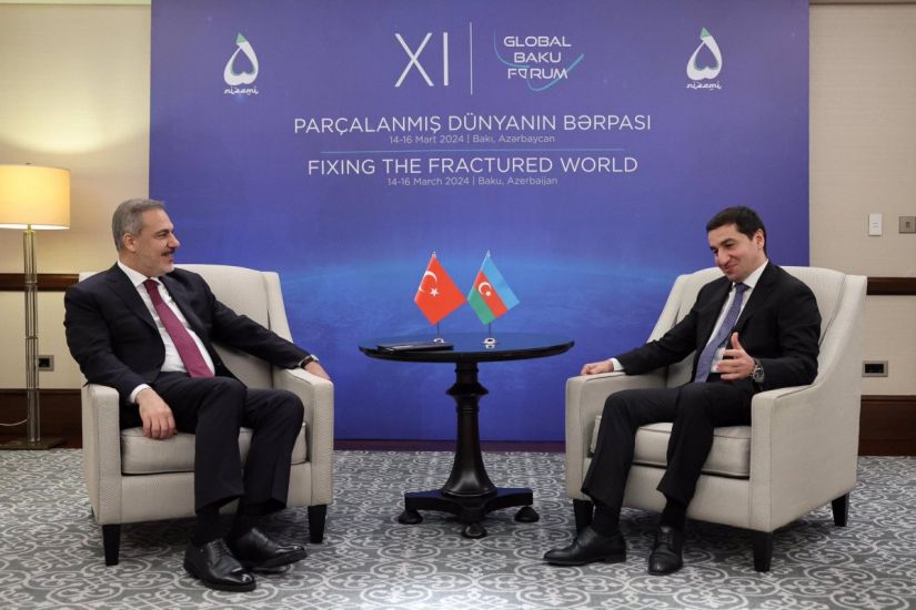 Hikmət Hacıyev Hakan Fidanla görüşdü