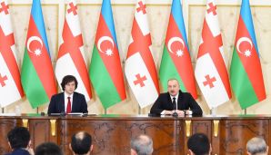Prezident İlham Əliyev və Baş nazir İrakli Kobaxidze mətbuata bəyanatlarla çıxış ediblər -    FOTOLAR — foto 1