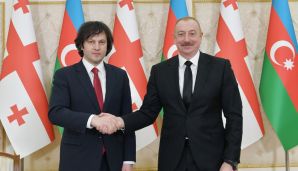 Prezident İlham Əliyev və Baş nazir İrakli Kobaxidze mətbuata bəyanatlarla çıxış ediblər -    FOTOLAR — foto 9