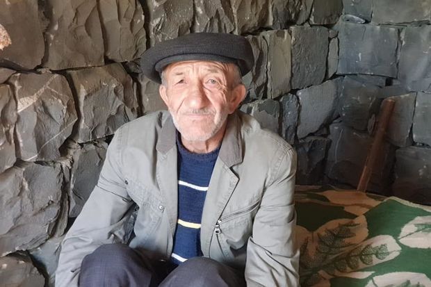 Pensiyasını orduya bağışlayan Hikmət babadan növbəti təqdirəlayiq addım -     VİDEO