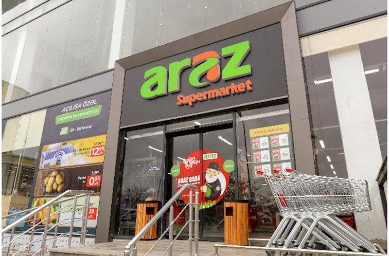 “Araz” market əhalini necə aldadır? –       Müştəridən şikayət – VİDEO