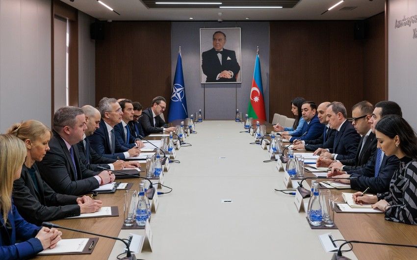 Ceyhun Bayramov NATO-nun Baş katibi ilə görüşdü