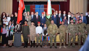 Abşeron rayonunda Çanaqqala Zəfərinin 109-cu ildönümü qeyd edilib -     FOTOLAR — foto 7