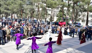 Abşeronda Novruz bayramı böyük izdihamla qeyd olundu -   FOTOLAR — foto 6