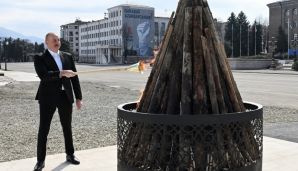 Prezident İlham Əliyev Xankəndi şəhərində Novruz tonqalını alovlandırıb və Azərbaycan xalqını bayram münasibətilə təbrik edib -   YENİLƏNDİ - FOTOLAR — foto 2