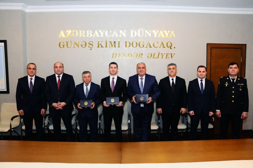 “Heydər Əliyevin 100 illiyi yubiley medalı” təqdim olunub -     FOTOLAR