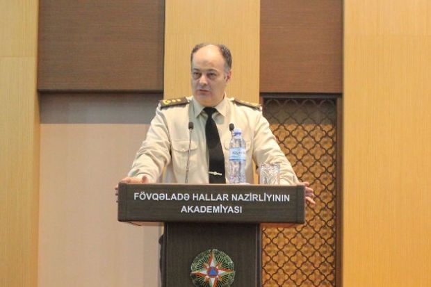 Nazir sabiq rəisə yeni vəzifə verdi:     Polkovnik özünə xidməti maşın aldı - FOTO