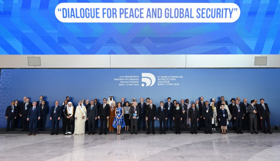 Bakıda VI Ümumdünya Mədəniyyətlərarası Dialoq Forumu işə başlayıb, Prezident İlham Əliyev Forumun açılış mərasimində iştirak edib -   FOTO - YENİLƏNDİ