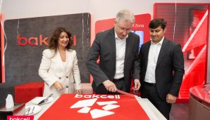 Bakcell Fəvvarələr Meydanında yeni innovativ mağazasını təqdim etdi -     FOTOLAR — foto 4