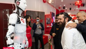 Bakcell Fəvvarələr Meydanında yeni innovativ mağazasını təqdim etdi -     FOTOLAR — foto 5
