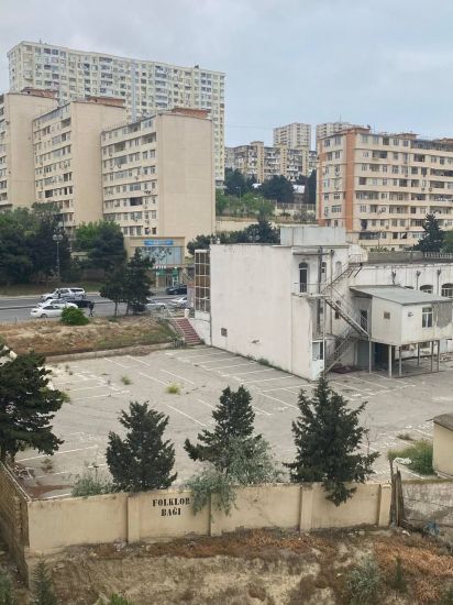 Bu şadlıq evi 2 milyona satıldı: sökülür