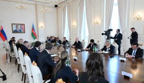 Prezident İlham Əliyevin Slovakiyanın Baş naziri ilə geniş tərkibdə görüşü keçirildi -     YENİLƏNDİ - 3 — foto 1