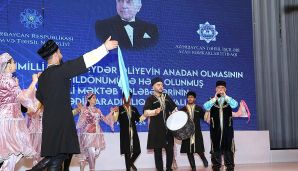 Tələbələr arasında keçirilmiş müsabiqə-festivalın yekun konserti olub -       FOTOLAR — foto 4
