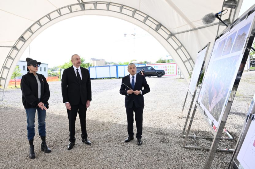 Prezident və birinci xanım Şuşada üçüncü yaşayış kompleksinin təməlqoyma mərasimində iştirak ediblər -   YENİLƏNDİ