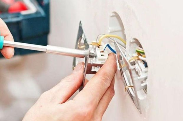 “Azərişıq”ın əməkdaşını elektrik cərəyanı vurdu