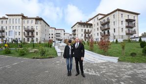 Şuşada birinci yaşayış kompleksinin açılışı və şəhərə köçmüş ilk sakinlərlə görüş -     VİDEO - FOTO - YENİLƏNDİ - 2 — foto 1