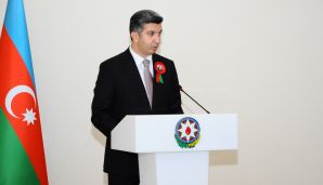 Naftalanda Ulu Öndər Heydər Əliyevin anadan olmasının 101-ci ildönümünə həsr edilmiş tədbir keçirilib -         FOTOLAR — foto 10
