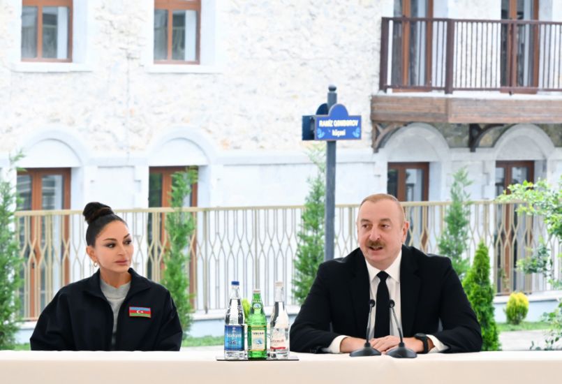 "Ermənistana verilən silahların kritik həddə çatmasını görsək, heç kim bizdən inciməsin" -   Prezidentdən XƏBƏRDARLIQ