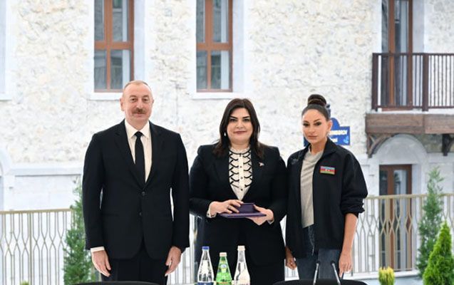 Güllələnən icra başçısının qızına da Şuşada ev verildi