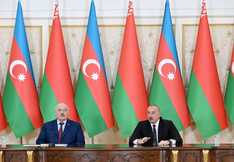 Azərbaycan və Belarus prezidentləri mətbuata bəyanatlarla çıxış ediblər -     YENİLƏNDİ - 2