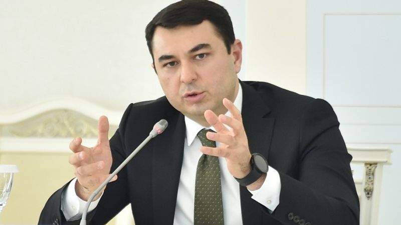 Nazir idarə rəisini işdən çıxardı, yüksək vəzifə verdi  -     FOTO