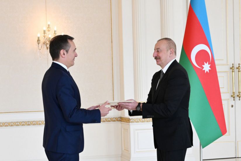 Prezident İlham Əliyev İtaliyanın yeni səfirinin etimadnaməsini qəbul etdi -     YENİLƏNDİ