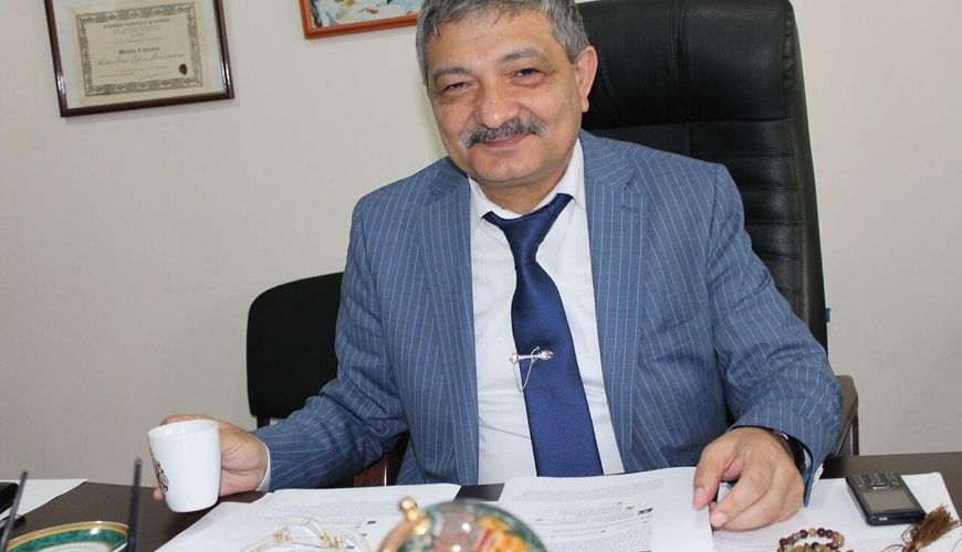 "Konyakın "zakuskası" pomada dəyməmiş qız dodağıdır" -       VİDEO