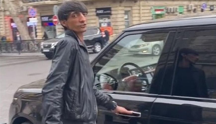 “Gelandewagen” almağa cibimdə 12 manatla getmişdim”