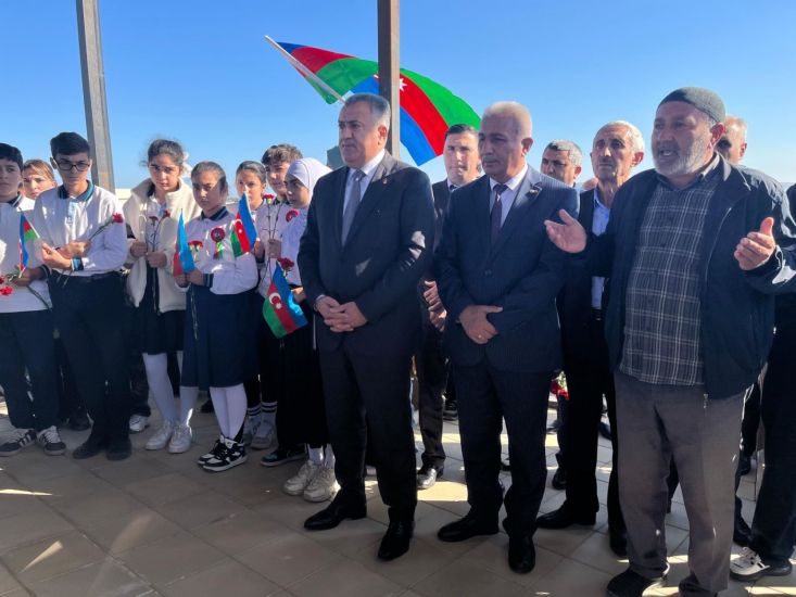 Abşeron rayonunda Vətən Müharibəsi şəhidləri yad edilib -   FOTOLAR